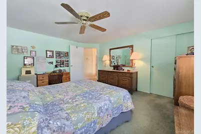 15 Mountain Street, Ronkonkoma, NY 11779 - Photo 12