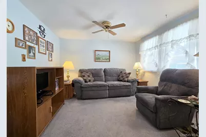 15 Mountain Street, Ronkonkoma, NY 11779 - Photo 6