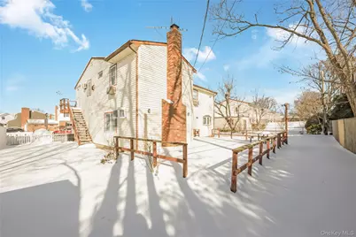 10 Leanore Drive, Farmingdale, NY 11735 - Photo 32