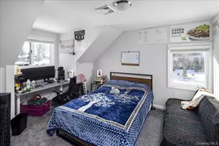 2 Violet Ln, Levittown, NY 11756 - Photo 24