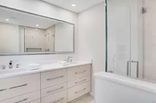 40 Dune Rd, Hampton Bays, NY 11946 - Photo 12