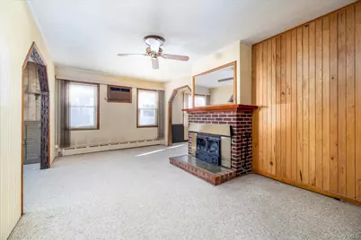 560 Stowe Avenue, Baldwin, NY 11510 - Photo 2