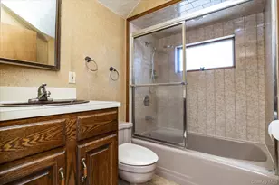 560 Stowe Ave, Baldwin, NY 11510 - Photo 20