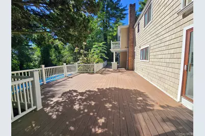 32 Valley Road, Old Westbury, NY 11568 - Photo 12