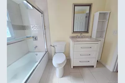 32 Valley Road, Old Westbury, NY 11568 - Photo 28