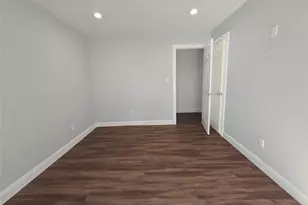 32 Valley Rd, Old Westbury, NY 11568 - Photo 20