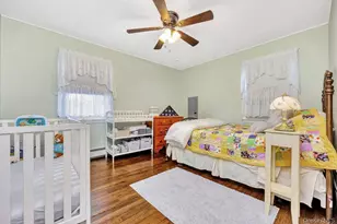 22 Wiggins St, Ronkonkoma, NY 11779 - Photo 14