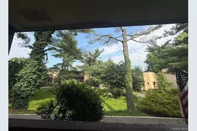 103 Wiltshire Road #D4, Scarsdale, NY 10583 - Photo 8