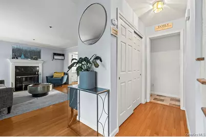 16 Stoneham Place, White Plains, NY 10607 - Photo 6