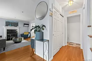 16 Stoneham Pl, White Plains, NY 10607 - Photo 6