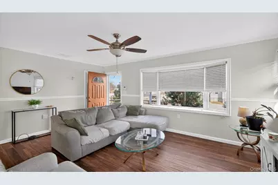 20 Albert Road, Amityville, NY 11701 - Photo 8