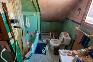 144 Carleton Ave, Islip Terrace, NY 11752 - Photo 8