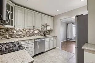 267 Country Club Ln, Pomona, NY 10970 - Photo 10