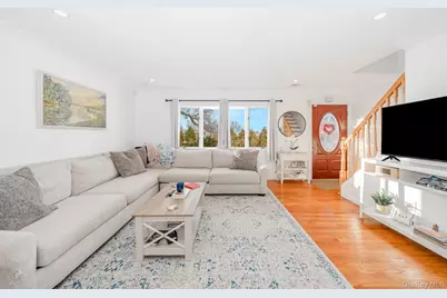 161 Division Avenue, Massapequa, NY 11758 - Photo 6