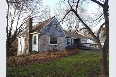 100 Beechwood Avenue, Poughkeepsie, NY 12601 - Photo 16