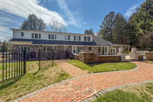 [Address not provided], Brookville, NY 11545 - Photo 12