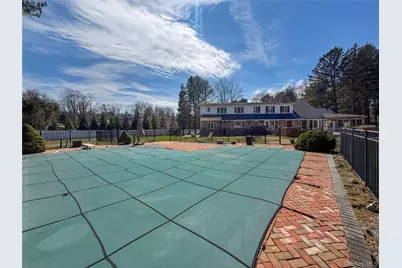 [Address not provided], Brookville, NY 11545 - Photo 8