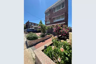 7714 Cypress Hills Street, Glendale, NY 11385 - Photo 4