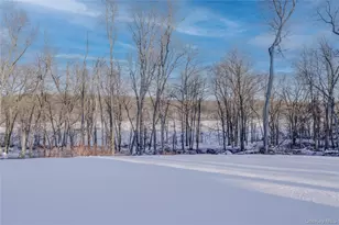 23 Swan Hollow, New Windsor, NY 12553 - Photo 4