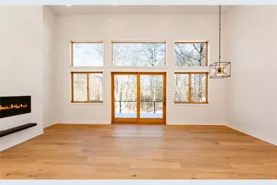 513 Myrtle Avenue, Wallkill, NY 12589 - Photo 6