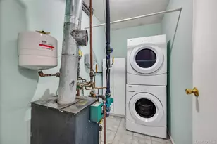 40 Sequoia Way, Holbrook, NY 11741 - Photo 24