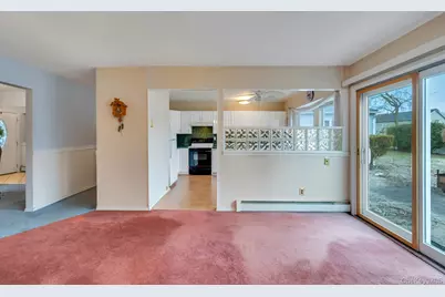 40 Sequoia Way, Holbrook, NY 11741 - Photo 12