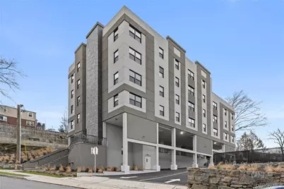135 Wakefield Avenue #304, Yonkers, NY 10704 - Photo 8