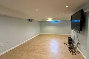 110-51 64th Rd, Forest Hills, NY 11375 - Photo 18