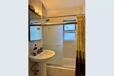 110-51 64th Road #25, Forest Hills, NY 11375 - Photo 20