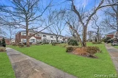 1346 Bell Blvd #211, Bayside, NY 11360 - Photo 4