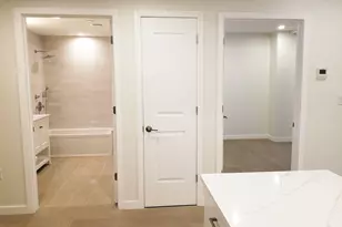 41-26 44th St, Sunnyside, NY 11104 - Photo 4