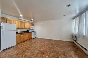 9 Wyndover Woods Ln, White Plains, NY 10603 - Photo 4