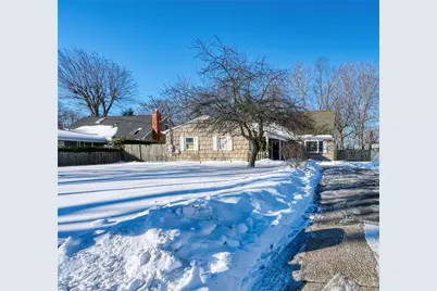 24 Normandy Drive, Holbrook, NY 11741 - Photo 2