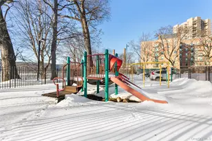 154 Ravine Ave, Yonkers, NY 10701 - Photo 20