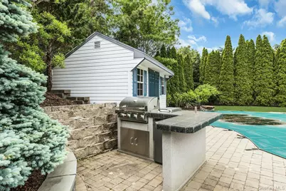 10 Shady View Crossing, Manorville, NY 11949 - Photo 28