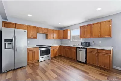 134 W Yaphank Road, Coram, NY 11727 - Photo 4