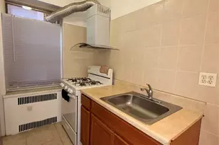 61-41 Saunders St, Rego Park, NY 11374 - Photo 10