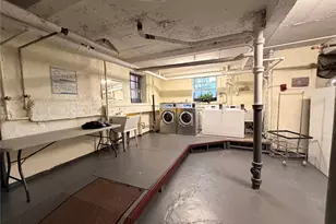 61-41 Saunders St, Rego Park, NY 11374 - Photo 34