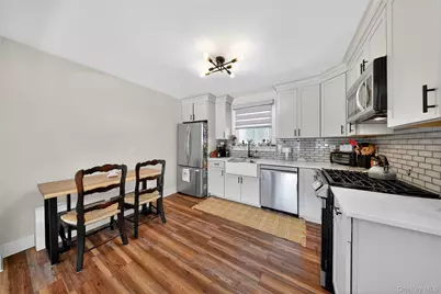 1718 E Main Street, Mohegan Lake, NY 10547 - Photo 16