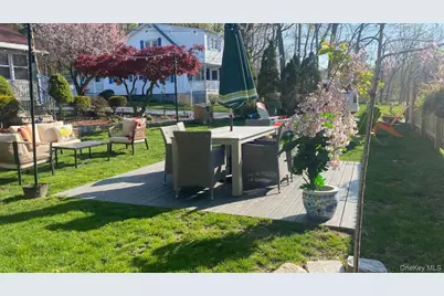 1718 E Main Street, Mohegan Lake, NY 10547 - Photo 32