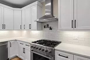 3860 Hudson Ave, Seaford, NY 11783 - Photo 8