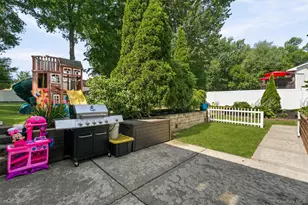 121 Village Common, Fishkill, NY 12524 - Photo 42