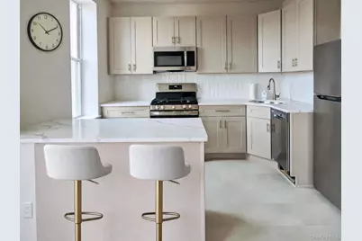 6085 71st Avenue #3, Ridgewood, NY 11385 - Photo 2