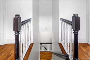 38 Johnson Pl, Woodmere, NY 11598 - Photo 28