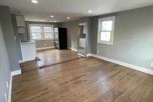 209 S 11th St, Lindenhurst, NY 11757 - Photo 8