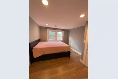 209 S 11th Street, Lindenhurst, NY 11757 - Photo 6