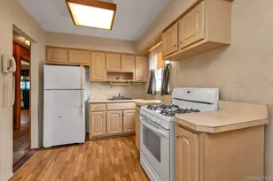 20 Hunter Ave, Valley Stream, NY 11580 - Photo 10