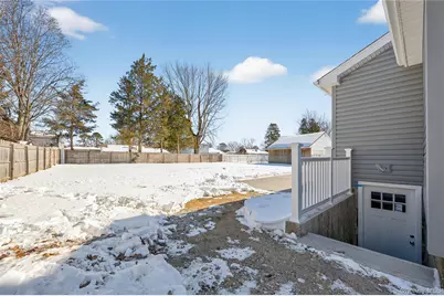 1667 Manatuck, Bay Shore, NY 11706 - Photo 28