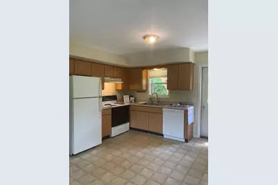 696 South Street #Unit 2, Highland, NY 12528 - Photo 4