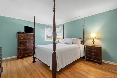 780 Regent Drive, Westbury, NY 11590 - Photo 10